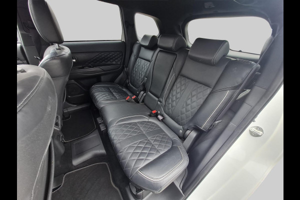 Mitsubishi Outlander 2.4 PHEV Instyle