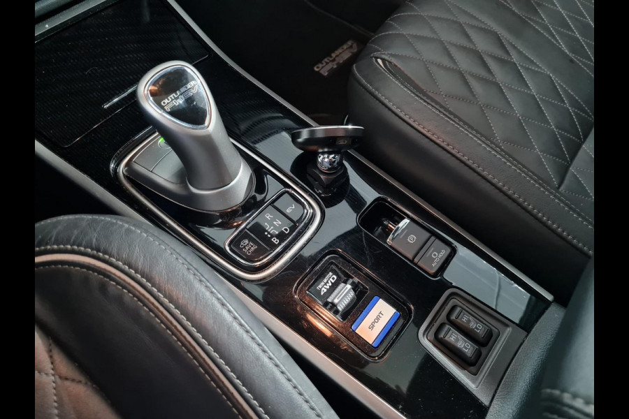 Mitsubishi Outlander 2.4 PHEV Instyle