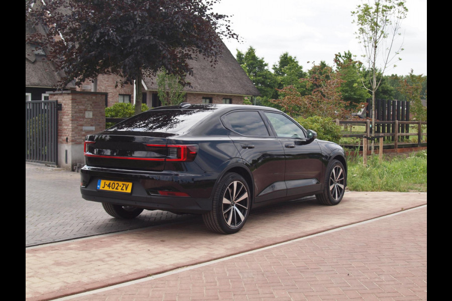 Polestar 2 Long Range Dual Motor Launch Edition 78kWh | 360 Camera | Apple Carplay | Cruise Control | Glazen dak |