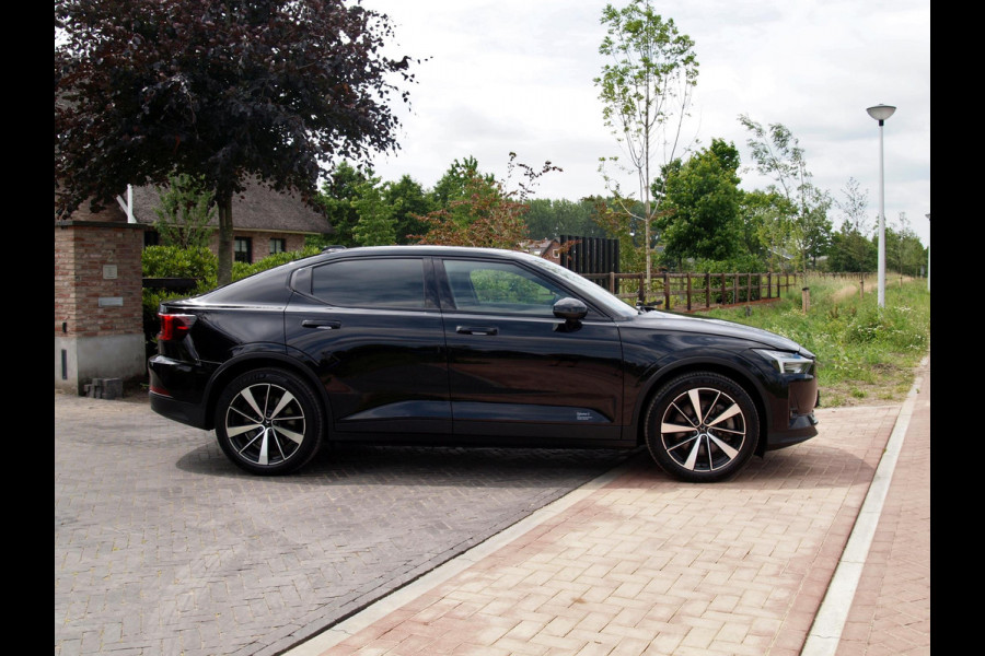 Polestar 2 Long Range Dual Motor Launch Edition 78kWh | 360 Camera | Apple Carplay | Cruise Control | Glazen dak |