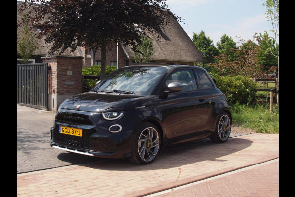 Fiat 500C Abarth Turismo 42 kWh | 4300 KM | Camera | Apple Carplay | JBL | Full option | NL-auto |