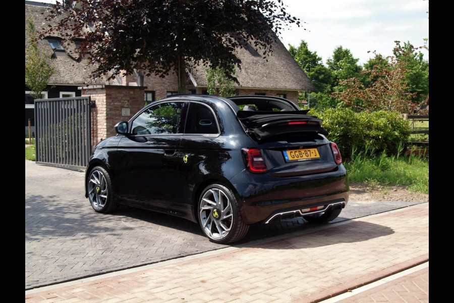 Fiat 500C Abarth Turismo 42 kWh | 4300 KM | Camera | Apple Carplay | JBL | Full option | NL-auto |