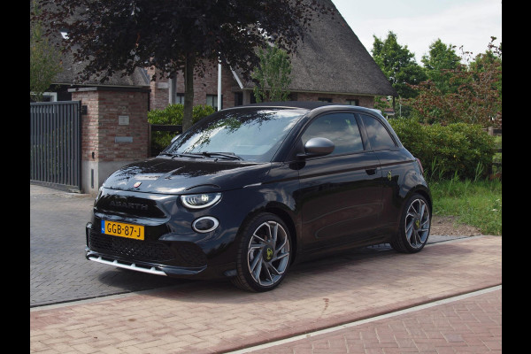 Fiat 500C Abarth Turismo 42 kWh | 4300 KM | Camera | Apple Carplay | JBL | Full option | NL-auto |