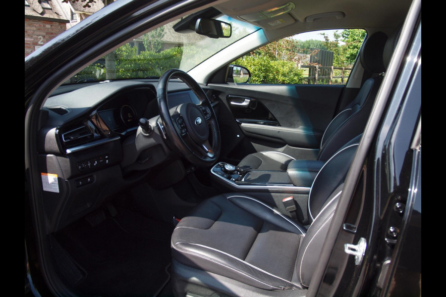 Kia e-Niro ExecutiveLine 64 kWh | Facelift | Camera | Apple Carplay | Cruise Control | JBL | Leer |