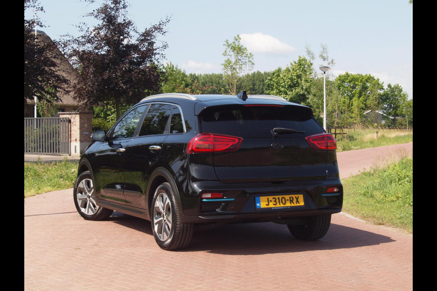 Kia e-Niro ExecutiveLine 64 kWh | Facelift | Camera | Apple Carplay | Cruise Control | JBL | Leer |
