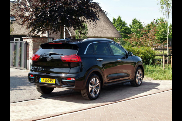Kia e-Niro ExecutiveLine 64 kWh | Facelift | Camera | Apple Carplay | Cruise Control | JBL | Leer |