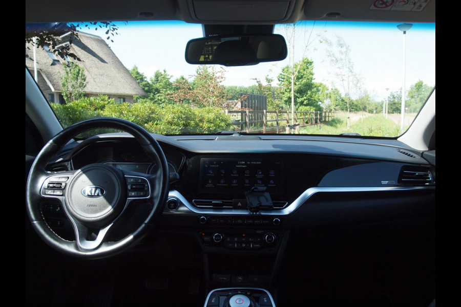 Kia e-Niro ExecutiveLine 64 kWh | Facelift | Camera | Apple Carplay | Cruise Control | JBL | Leer |