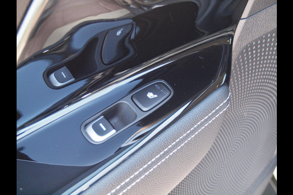 Kia e-Niro ExecutiveLine 64 kWh | Facelift | Camera | Apple Carplay | Cruise Control | JBL | Leer |