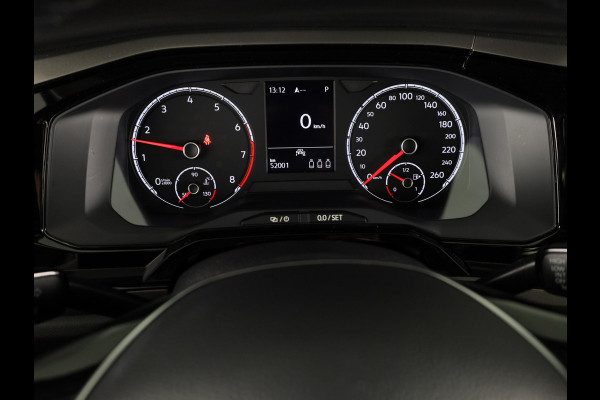 Volkswagen Polo 1.0 TSI R-Line Edition 95 PK DSG (Automaat) | Parkeersensoren voor en achter | Navigatie | Inklapbare spiegels |