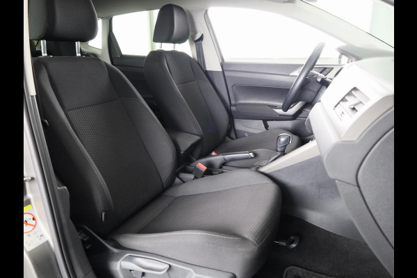 Volkswagen Polo 1.0 TSI R-Line Edition 95 PK DSG (Automaat) | Parkeersensoren voor en achter | Navigatie | Inklapbare spiegels |