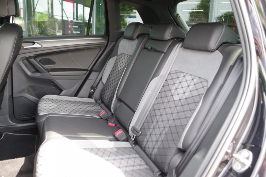 Volkswagen Tiguan 1.4 TSI eHybrid 245 PK R-Line BNS+ PHEV, Elektrische Trekhaak, Rondomzicht Camera, Adap. Cruise Control