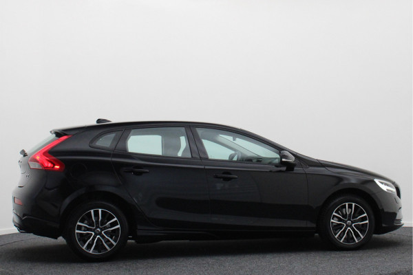 Volvo V40 1.5 T2 Momentum Automaat LED, Navigatie, Stoelverwarming, Cruise, Climate, PDC