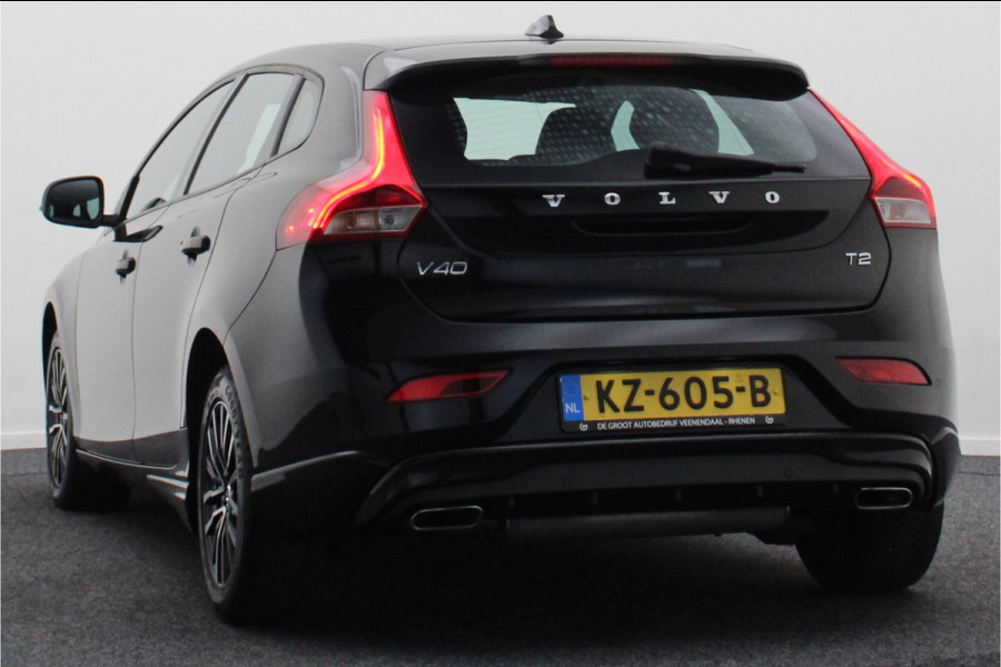 Volvo V40 1.5 T2 Momentum Automaat LED, Navigatie, Stoelverwarming, Cruise, Climate, PDC