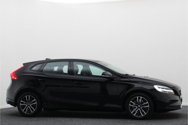 Volvo V40 1.5 T2 Momentum Automaat LED, Navigatie, Stoelverwarming, Cruise, Climate, PDC