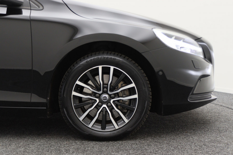 Volvo V40 1.5 T2 Momentum Automaat LED, Navigatie, Stoelverwarming, Cruise, Climate, PDC