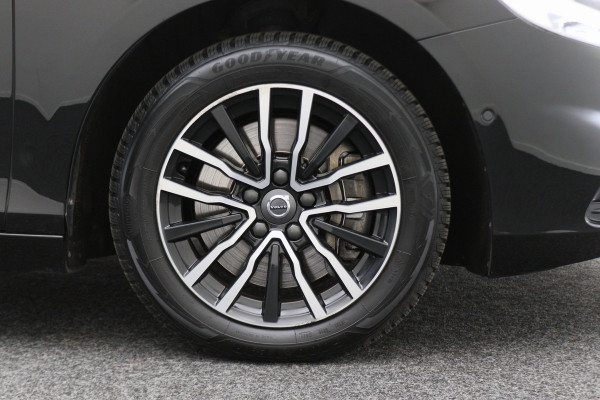 Volvo V40 1.5 T2 Momentum Automaat LED, Navigatie, Stoelverwarming, Cruise, Climate, PDC