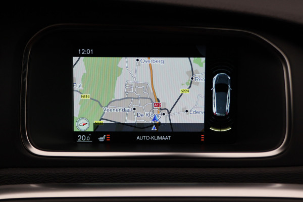 Volvo V40 1.5 T2 Momentum Automaat LED, Navigatie, Stoelverwarming, Cruise, Climate, PDC