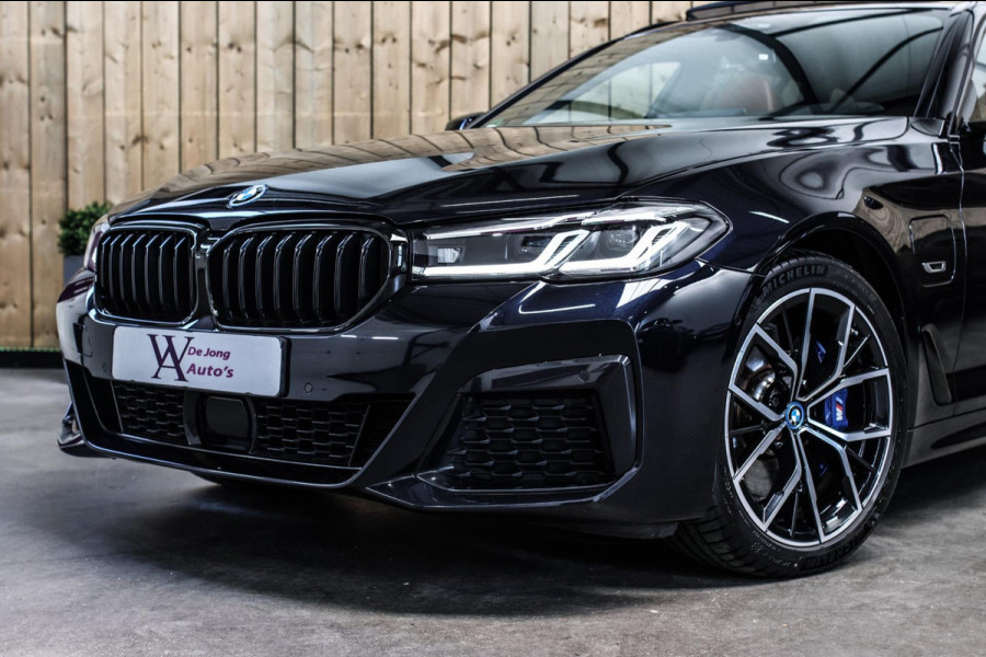 BMW 5 Serie Touring 530e M-Sport *Pano*Stoelventilatie*Individual Leder*