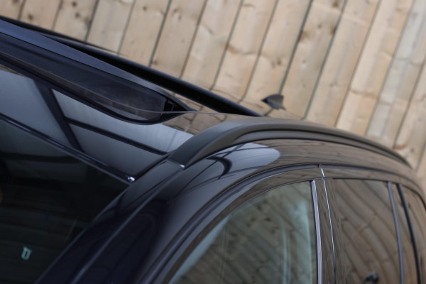 BMW 5 Serie Touring 530e M-Sport *Pano*Stoelventilatie*Individual Leder*