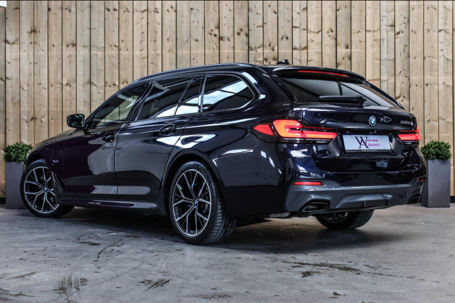 BMW 5 Serie Touring 530e M-Sport *Pano*Stoelventilatie*Individual Leder*