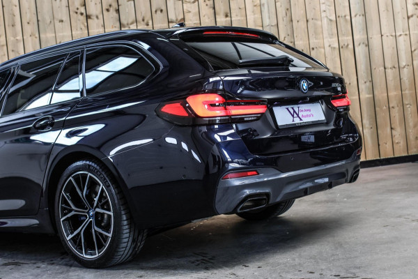 BMW 5 Serie Touring 530e M-Sport *Pano*Stoelventilatie*Individual Leder*