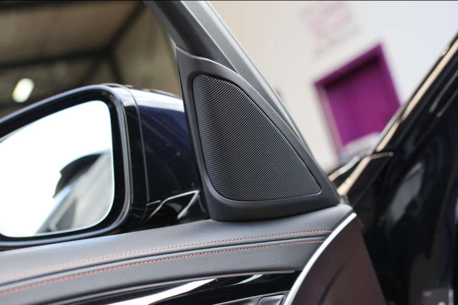 BMW 5 Serie Touring 530e M-Sport *Pano*Stoelventilatie*Individual Leder*