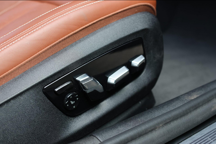 BMW 5 Serie Touring 530e M-Sport *Pano*Stoelventilatie*Individual Leder*