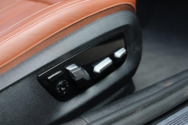 BMW 5 Serie Touring 530e M-Sport *Pano*Stoelventilatie*Individual Leder*