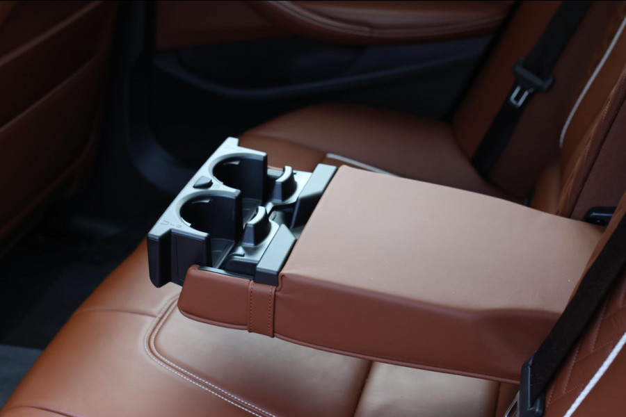 BMW 5 Serie Touring 530e M-Sport *Pano*Stoelventilatie*Individual Leder*