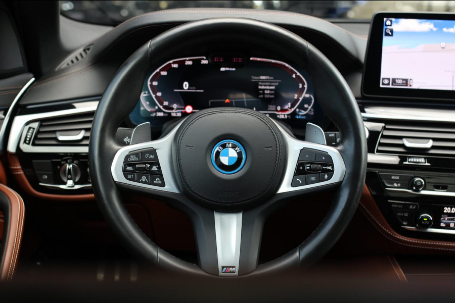 BMW 5 Serie Touring 530e M-Sport *Pano*Stoelventilatie*Individual Leder*