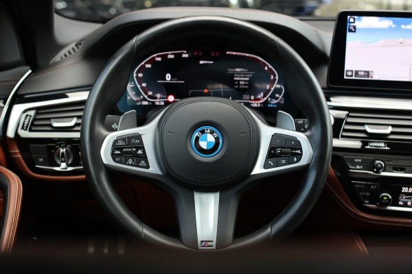 BMW 5 Serie Touring 530e M-Sport *Pano*Stoelventilatie*Individual Leder*