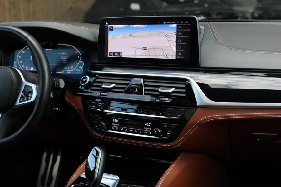 BMW 5 Serie Touring 530e M-Sport *Pano*Stoelventilatie*Individual Leder*