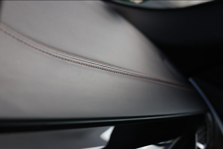 BMW 5 Serie Touring 530e M-Sport *Pano*Stoelventilatie*Individual Leder*