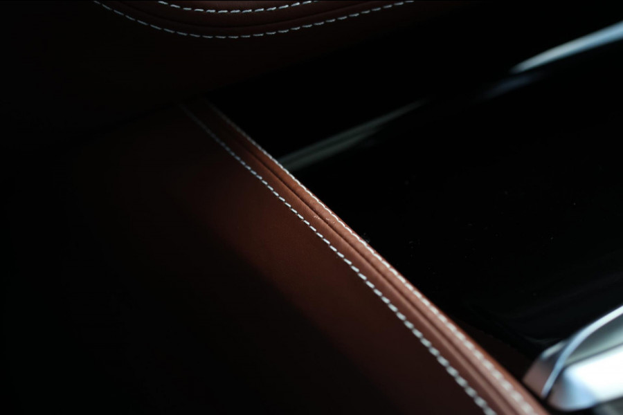 BMW 5 Serie Touring 530e M-Sport *Pano*Stoelventilatie*Individual Leder*