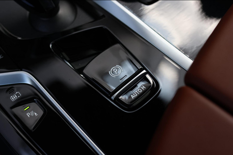 BMW 5 Serie Touring 530e M-Sport *Pano*Stoelventilatie*Individual Leder*