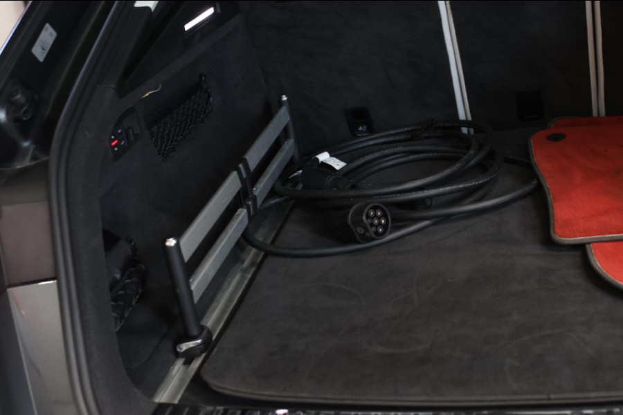 Audi Q8 60 TFSI e Quattro Competition *Pano*B&O Advanced*Audi Exclusive*Nachtzicht*