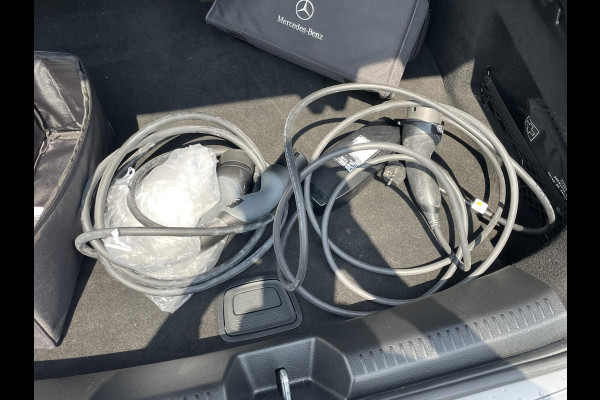 Mercedes-Benz CLA-Klasse Shooting Brake 250 e AMG Line 360 CAMERA | BURMESTER AUDIO | PANO | AMBILIGHT | DODE HOEK MELDING | RIJKLAARPRIJS incl. 12 mnd BOVAG