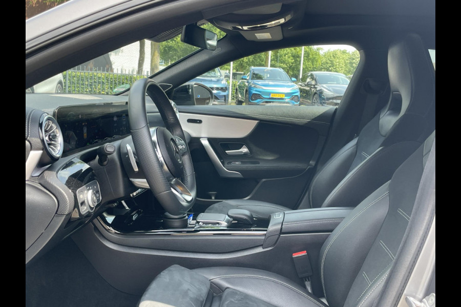 Mercedes-Benz CLA-Klasse Shooting Brake 250 e AMG Line 360 CAMERA | BURMESTER AUDIO | PANO | AMBILIGHT | DODE HOEK MELDING | RIJKLAARPRIJS incl. 12 mnd BOVAG
