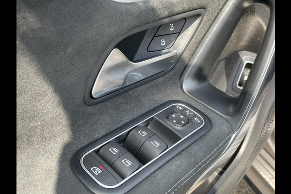 Mercedes-Benz CLA-Klasse Shooting Brake 250 e AMG Line 360 CAMERA | BURMESTER AUDIO | PANO | AMBILIGHT | DODE HOEK MELDING | RIJKLAARPRIJS incl. 12 mnd BOVAG