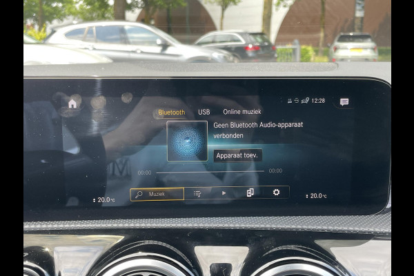 Mercedes-Benz CLA-Klasse Shooting Brake 250 e AMG Line 360 CAMERA | BURMESTER AUDIO | PANO | AMBILIGHT | DODE HOEK MELDING | RIJKLAARPRIJS incl. 12 mnd BOVAG