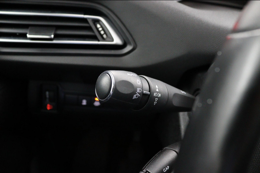 Peugeot 308 SW 1.2 PureTech Premium*PANO*ACC*ECC*NAVI*CAM*CARPLAY