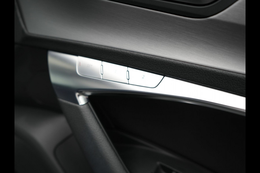 Audi A6 Avant 55 TFSI e Quattro S Line Plug In Hybrid 367pk PHEV | Panodak | Trekhaak af Fabriek | Adaptive Cruise | Head Up | Matrix LED | Lederen Sportstoelen Memory | Camera | Apple Carplay |