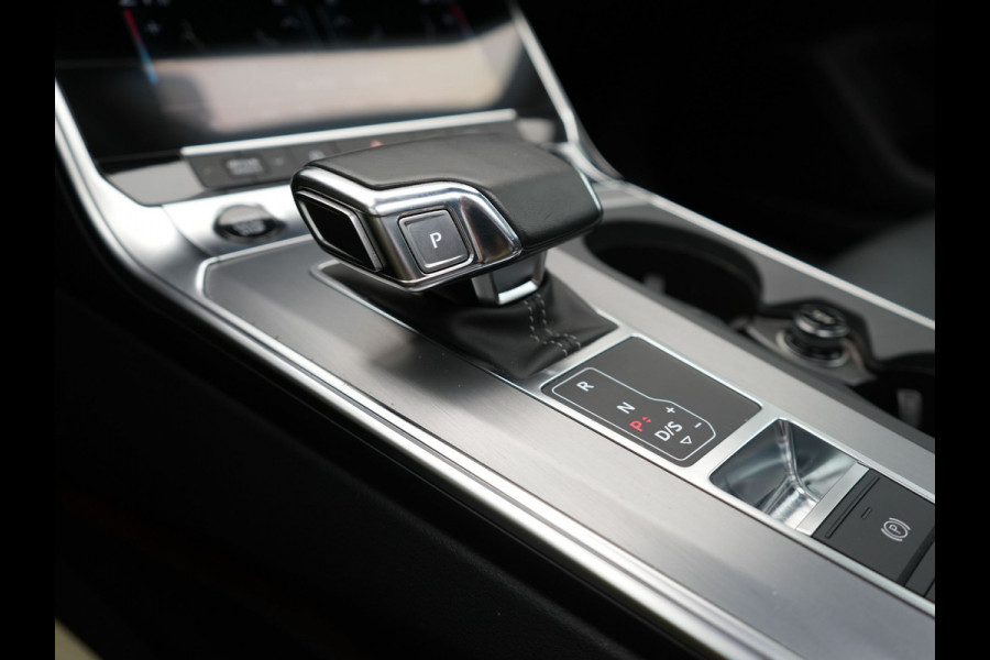 Audi A6 Avant 55 TFSI e Quattro S Line Plug In Hybrid 367pk PHEV | Panodak | Trekhaak af Fabriek | Adaptive Cruise | Head Up | Matrix LED | Lederen Sportstoelen Memory | Camera | Apple Carplay |