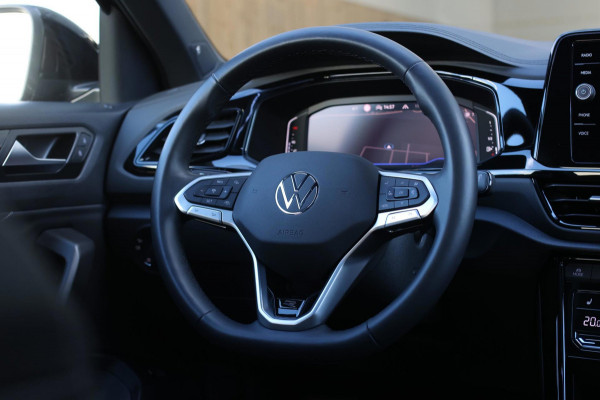 Volkswagen T-Roc 1.5 TSI R-Line *Pano*Camera*Beats*DSG*Virtual Plus*