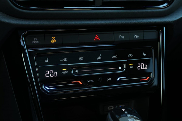 Volkswagen T-Roc 1.5 TSI R-Line *Pano*Camera*Beats*DSG*Virtual Plus*