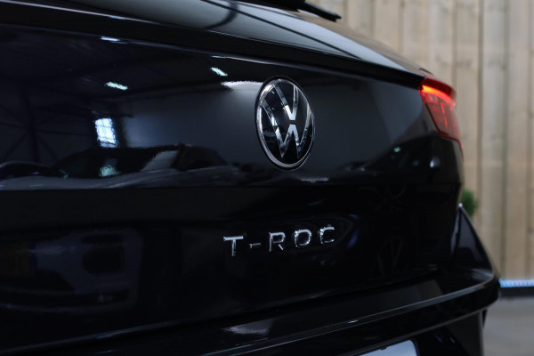 Volkswagen T-Roc 1.5 TSI R-Line *Pano*Camera*Beats*DSG*Virtual Plus*