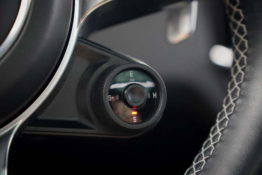 Porsche Cayenne 3.0 E-Hybrid / Pano / 4Wielsturing / InnoDrive / Clanck / Trekhaak / Luchtvering / NL Auto
