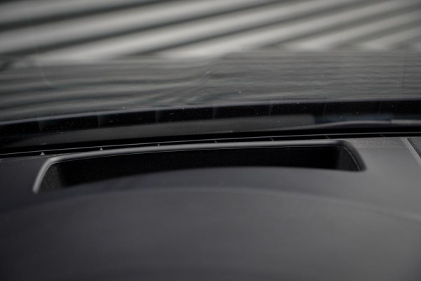 Porsche Cayenne 3.0 E-Hybrid / Pano / 4Wielsturing / InnoDrive / Clanck / Trekhaak / Luchtvering / NL Auto