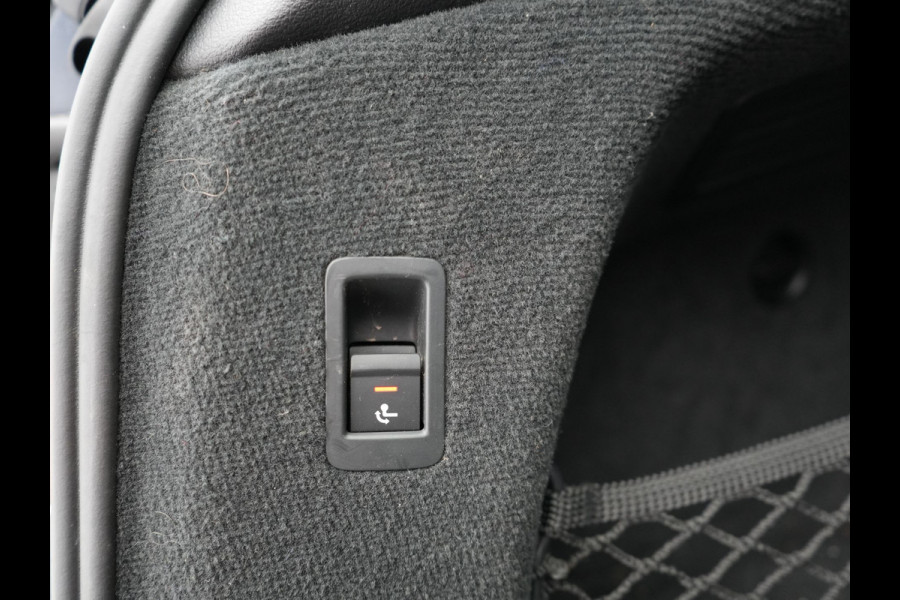 Audi A6 Avant 55 TFSI e Quattro S Line Plug In Hybrid 367pk PHEV | Panodak | Trekhaak af Fabriek | Adaptive Cruise | Head Up | Matrix LED | Lederen Sportstoelen Memory | Camera | Apple Carplay |
