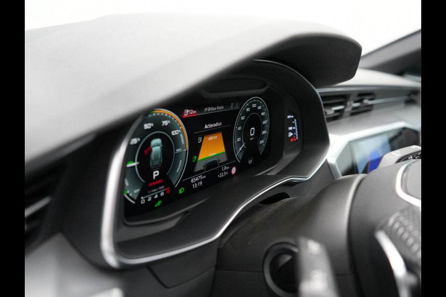 Audi A6 Avant 55 TFSI e Quattro S Line Plug In Hybrid 367pk PHEV | Panodak | Trekhaak af Fabriek | Adaptive Cruise | Head Up | Matrix LED | Lederen Sportstoelen Memory | Camera | Apple Carplay |